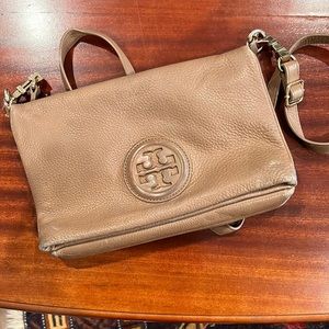 Tory Burch crossbody - Needs restoration